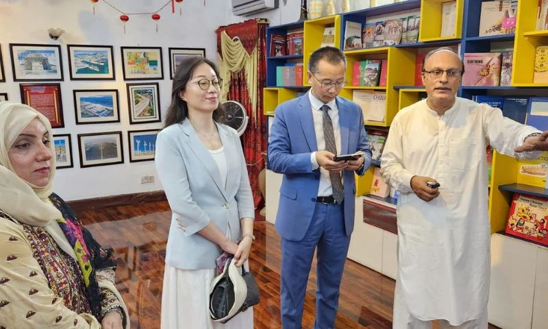 Pakistan, China Explore Reciprocal Cultural Exchanges